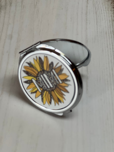 White Mimi sunflower design compact mirror